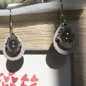 NWOT Charming Layered Earrings from Leavenworth Shop Free Floating NWOT